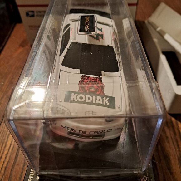 Vintage 1996 Action Premium Nascar Steve Grissom Die Cast Race Car - Picture 3 of 7